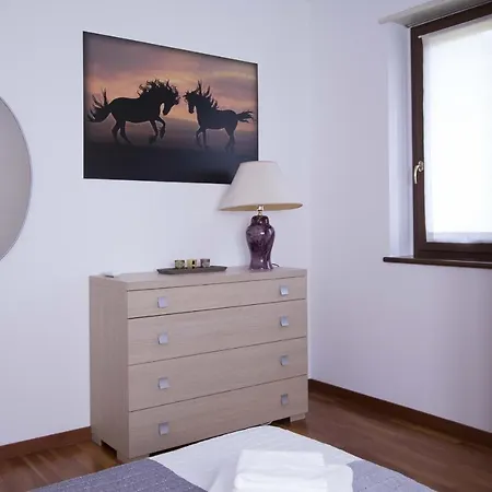Mentana Garden Como Centro By Logicasa Apartment
