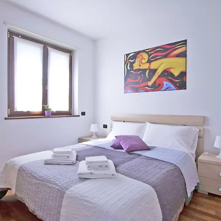 Apartment Mentana Garden Como Centro By Logicasa *